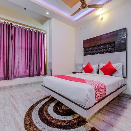 Oyo 18873 Hotel Comfort Deoghar Kültér fotó