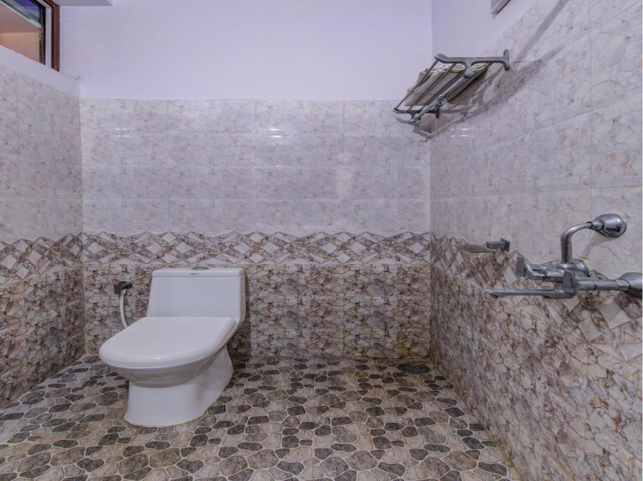 Oyo 18873 Hotel Comfort Deoghar Kültér fotó